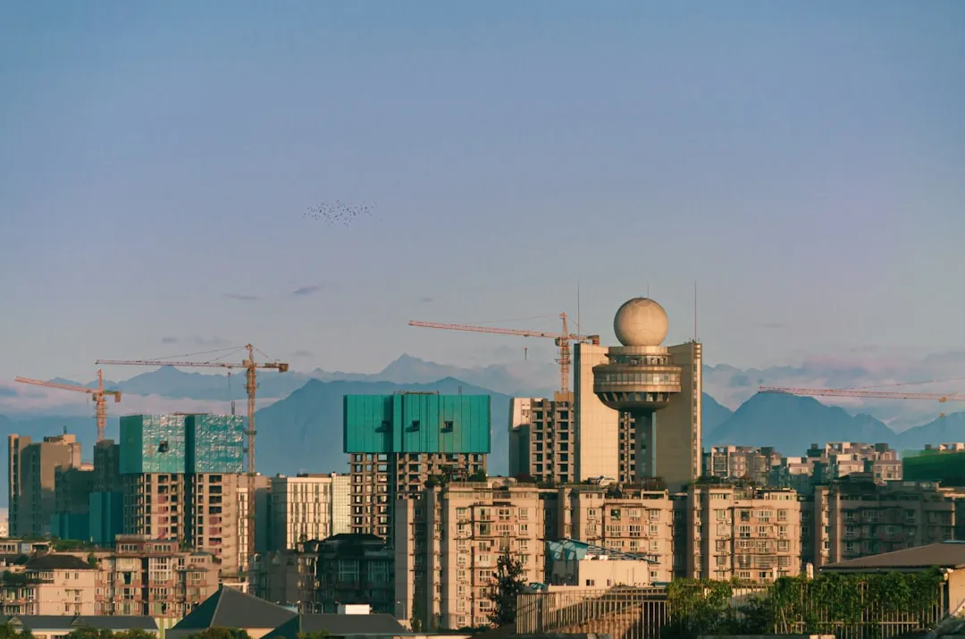 全屋定制与标准装修的差异分析及选型建议